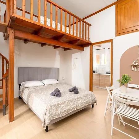 Dionysia Sea Side By Greece Σελιανίτικα