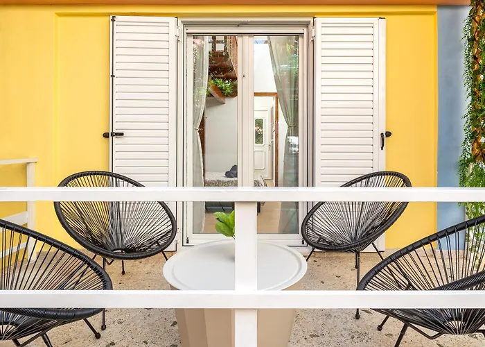 Dionysia Sea Side By Greece Apartment Selianítika